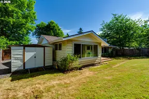 310 E 48th Ave, Eugene, OR 97405 - Photo 18