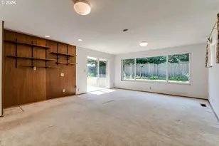 310 E 48th Ave, Eugene, OR 97405 - Photo 8