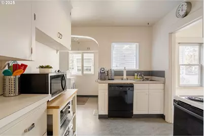 2036/2038 SE Morrison St, Portland, OR 97214 - Photo 2