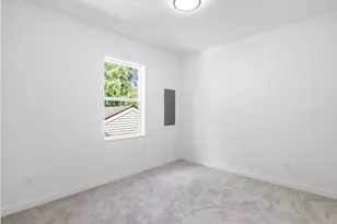 3839 N Willis Blvd, Portland, OR 97217 - Photo 10