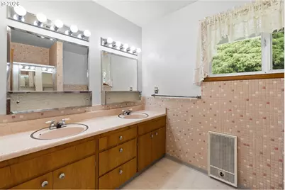 33300 Tide Creek Rd, Deer Island, OR 97054 - Photo 22