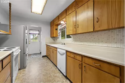 33300 Tide Creek Rd, Deer Island, OR 97054 - Photo 20