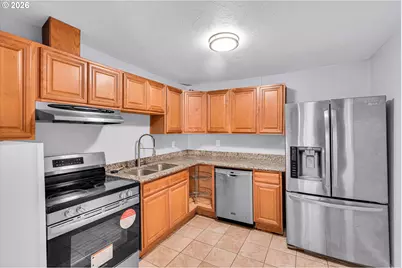 14125 SE Division St, Portland, OR 97236 - Photo 8