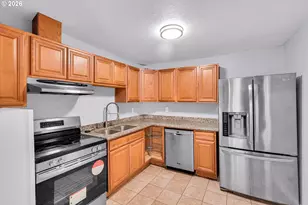 14125 SE Division St, Portland, OR 97236 - Photo 8