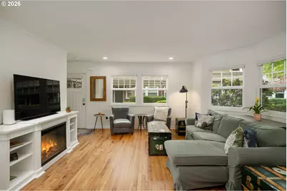2555 NW Savier St #18, Portland, OR 97210 - Photo 4