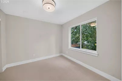 10965 NE Wygant St, Portland, OR 97220 - Photo 12