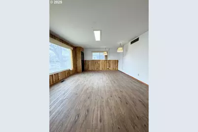 2050 Birch St, Baker City, OR 97814 - Photo 4