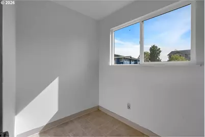 481 S Pine St, Canby, OR 97013 - Photo 14