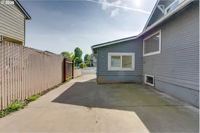 481 S Pine St, Canby, OR 97013 - Photo 38