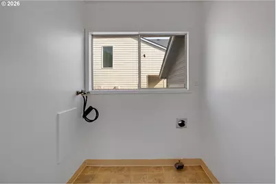481 S Pine St, Canby, OR 97013 - Photo 18