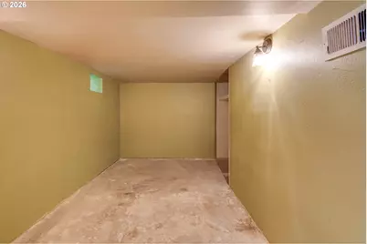 481 S Pine St, Canby, OR 97013 - Photo 34