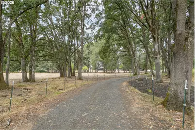 1780 Clover Ridge Rd NE, Albany, OR 97322 - Photo 10