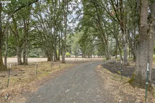 1780 Clover Ridge Rd NE, Albany, OR 97322 - Photo 10