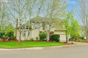 2520 NW Pinehurst Dr, McMinnville, OR 97128 - Photo 2