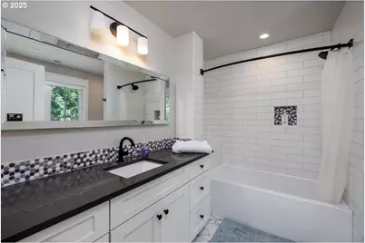 1051 Forest Meadows Way, Lake Oswego, OR 97034 - Photo 32