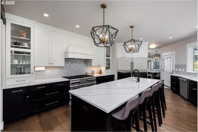 1051 Forest Meadows Way, Lake Oswego, OR 97034 - Photo 10