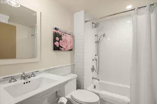 5050 SW Hilltop Ln, Portland, OR 97221 - Photo 38