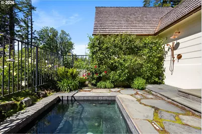5050 SW Hilltop Ln, Portland, OR 97221 - Photo 32