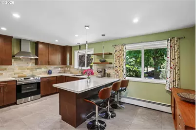 720 NE 107th Pl, Portland, OR 97220 - Photo 14