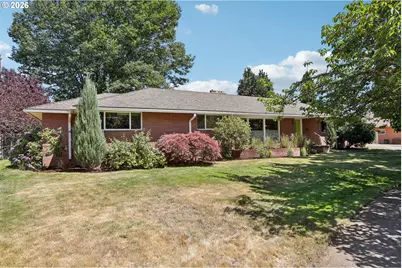 720 NE 107th Pl, Portland, OR 97220 - Photo 2
