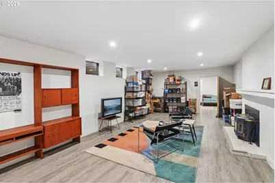 720 NE 107th Pl, Portland, OR 97220 - Photo 30