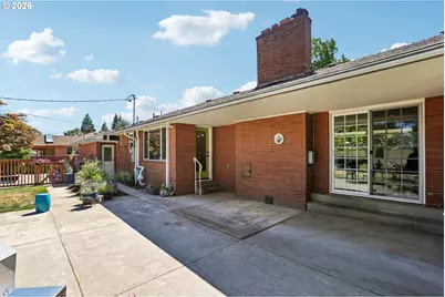 720 NE 107th Pl, Portland, OR 97220 - Photo 42