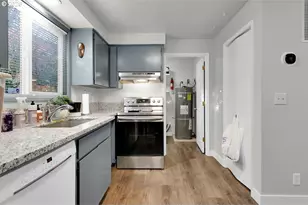 2953 W 15th Ave, Eugene, OR 97402 - Photo 10