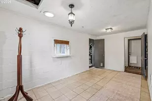 1019 W 37th St, Vancouver, WA 98660 - Photo 14