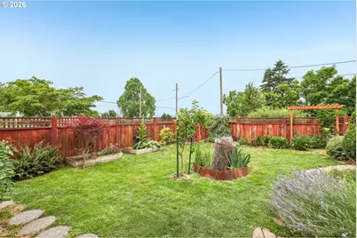 1019 W 37th St, Vancouver, WA 98660 - Photo 24