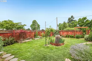 1019 W 37th St, Vancouver, WA 98660 - Photo 24
