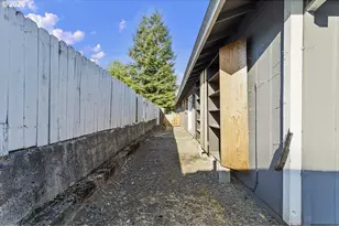6910 SE 92nd Ave, Portland, OR 97266 - Photo 30