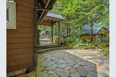 72410 E Smith Loop, Rhododendron, OR 97049 - Photo 6