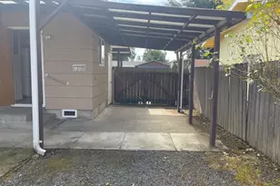 1466 W Fairview Dr, Springfield, OR 97477 - Photo 12