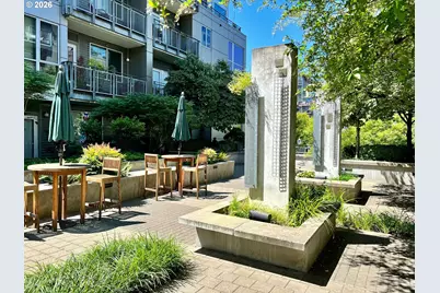 1125 NW 9th Ave #405, Portland, OR 97209 - Photo 32