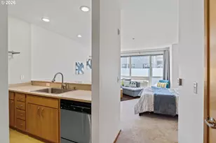 1125 NW 9th Ave, Portland, OR 97209 - Photo 4