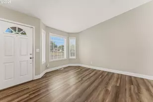 1735 Plateau St NE, Salem, OR 97305 - Photo 6