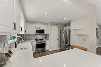 1735 Plateau St NE, Salem, OR 97305 - Photo 12