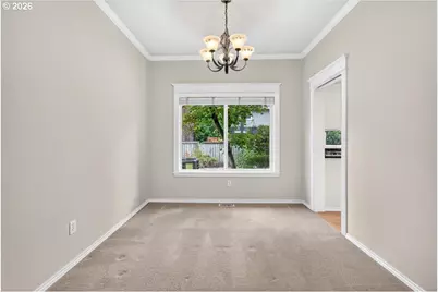 17108 Rebecca Ln, Lake Oswego, OR 97035 - Photo 6