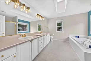 17108 Rebecca Ln, Lake Oswego, OR 97035 - Photo 24