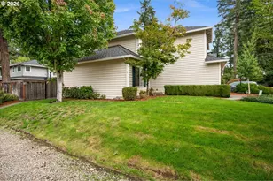 17108 Rebecca Ln, Lake Oswego, OR 97035 - Photo 32