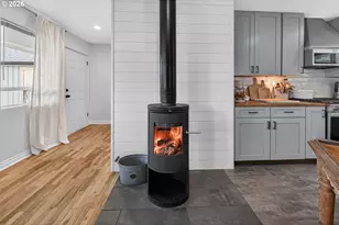 2153 SE Ohio Ave, Roseburg, OR 97470 - Photo 10