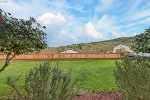 2153 SE Ohio Ave, Roseburg, OR 97470 - Photo 30