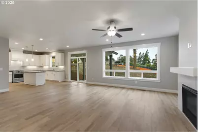 14047 SE Piper Cub Way, Milwaukie, OR 97267 - Photo 4