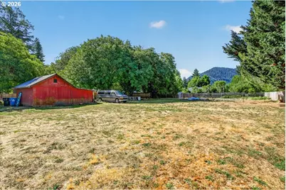 295 W Evans Creek Rd, Rogue River, OR 97537 - Photo 42
