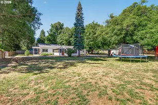 295 W Evans Creek Rd, Rogue River, OR 97537 - Photo 38