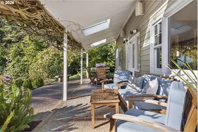 13220 S Iron Mountain Blvd, Portland, OR 97219 - Photo 4