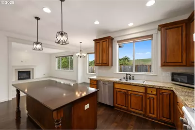 14101 NW Gargany St, Portland, OR 97229 - Photo 20