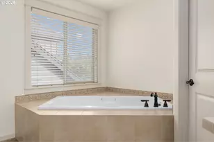 14101 NW Gargany St, Portland, OR 97229 - Photo 28