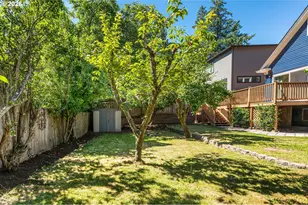 8234 SW Capitol Hwy, Portland, OR 97219 - Photo 40