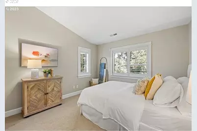 12802 Boones Ferry Rd, Lake Oswego, OR 97035 - Photo 10